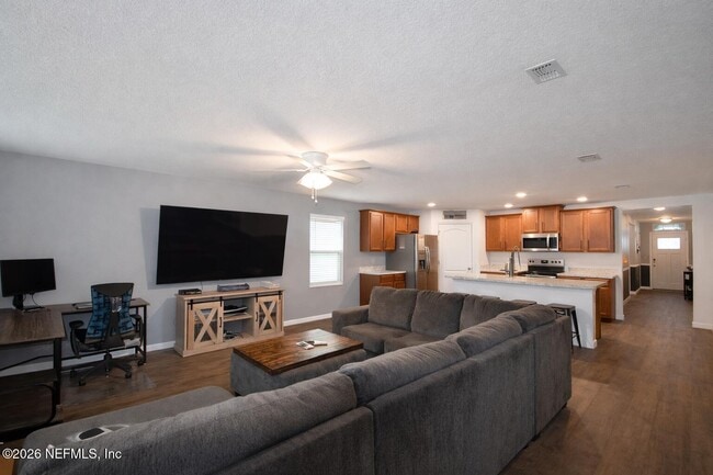 Building Photo - 3554 Shiner Dr