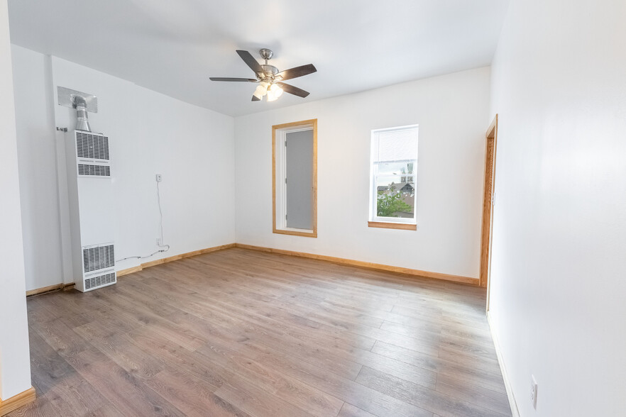 Building Photo - 1836 S Blue Island Ave