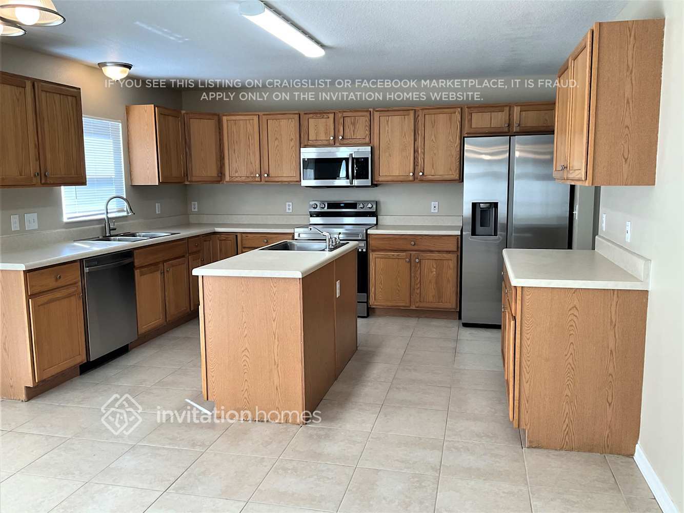 Building Photo - 356 Fish Hawk Dr