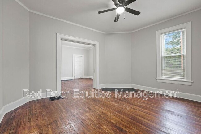 Building Photo - 1155 N Columbus St