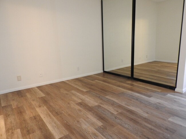 Building Photo - This is it!