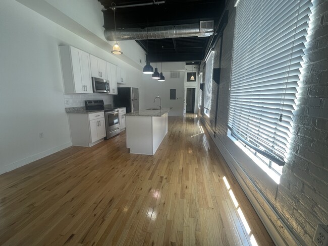 Building Photo - Culpeper Lofts - Building B