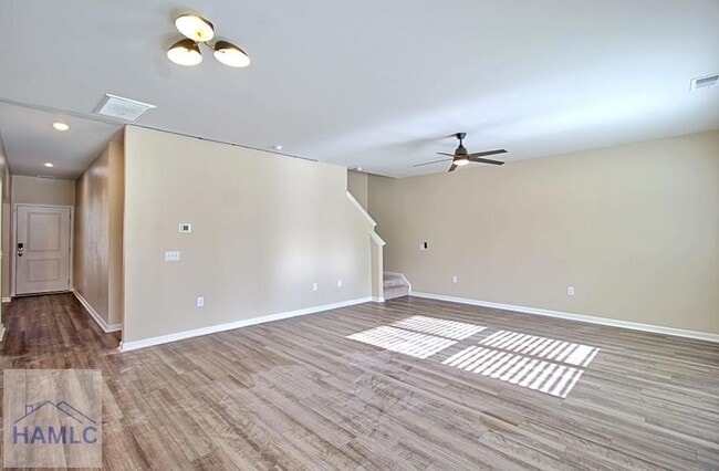 Building Photo - 224 Enclave Wy