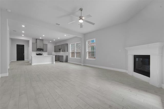 Building Photo - 3004 Cremini Fls