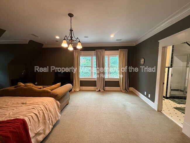 Building Photo - 10 Postbridge Ct