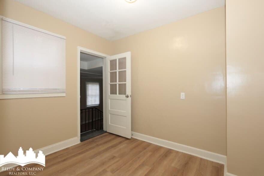 Building Photo - 905 Parkhaven Ln