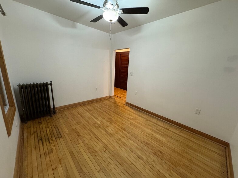 Building Photo - 3078 S Kinnickinnic Ave