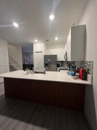 Building Photo - 4 bedroom in Miami Gardens FL 33169