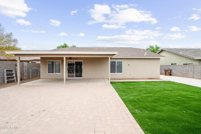 Building Photo - 3746 E Magnus Cir