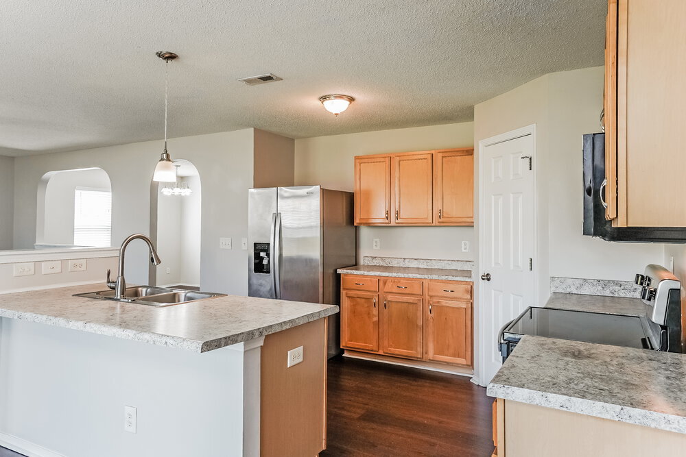 Building Photo - 953 Mailwood Dr