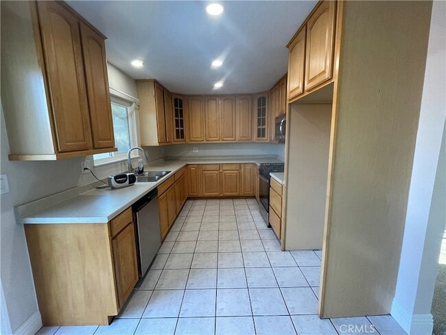 Building Photo - 14332 Thunderbird Cir