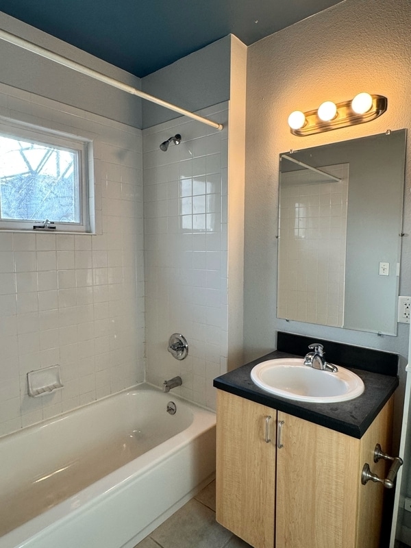 Building Photo - 2400 Welton St