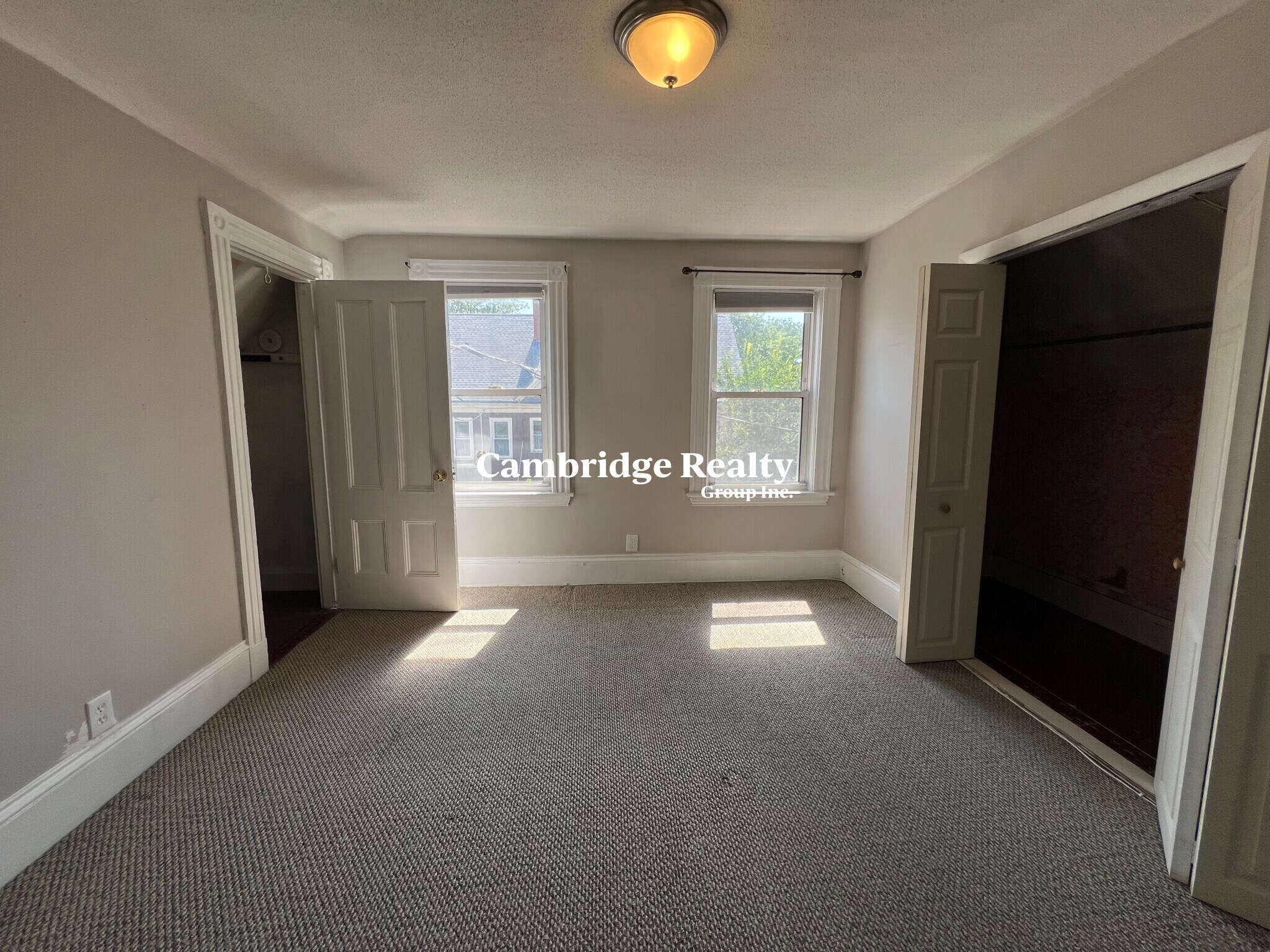 Building Photo - 17 Hudson St