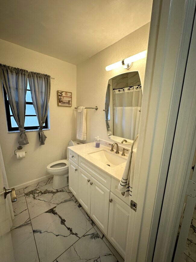 Building Photo - 188 Boundary Blvd