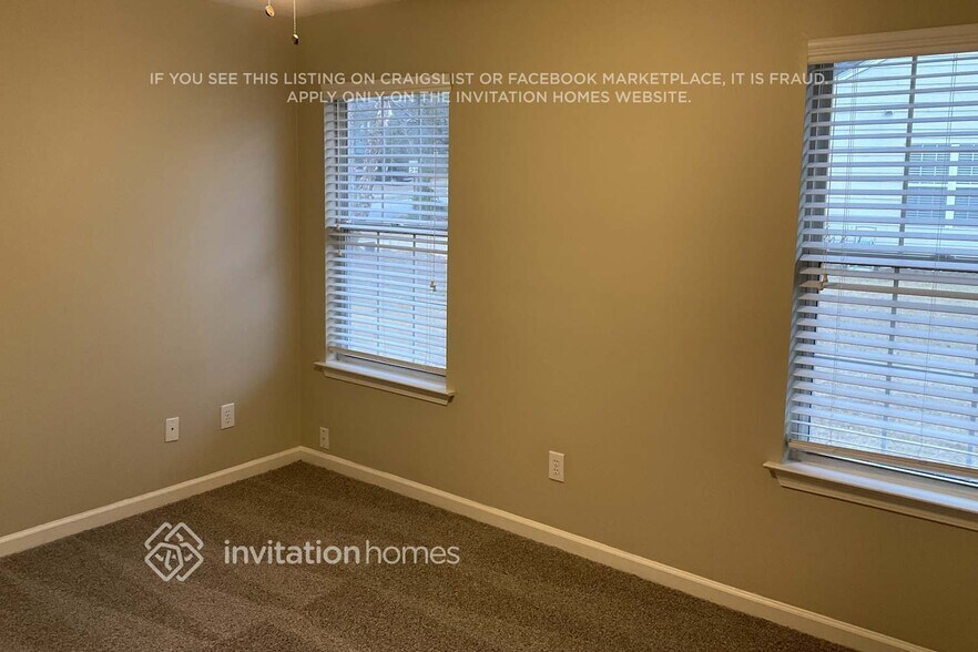 Building Photo - 1533 Milford Pl SW