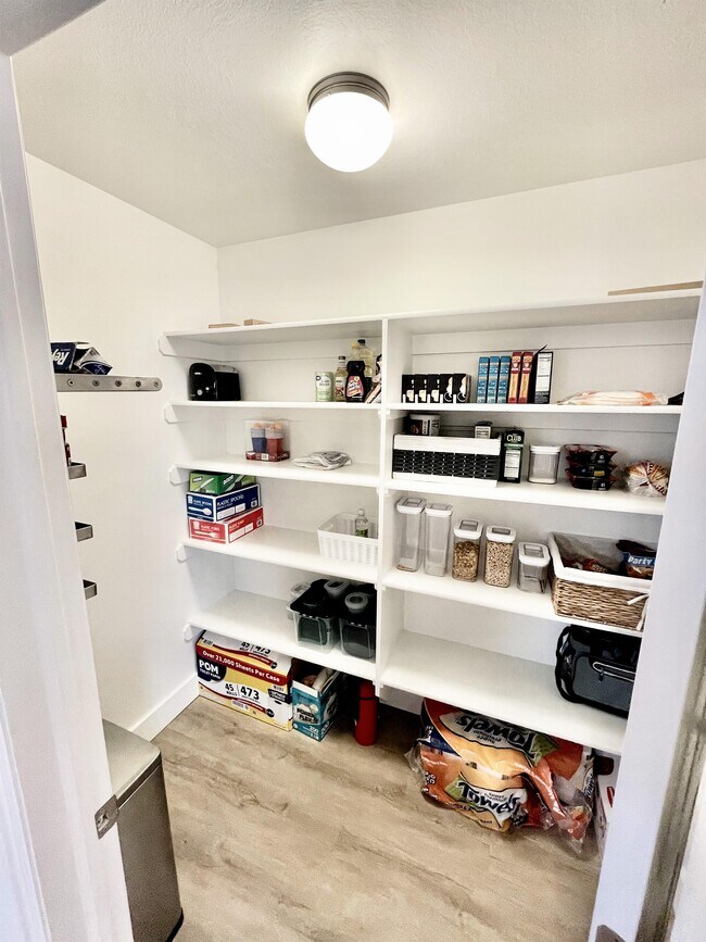 Building Photo - 6157 S 1275 E