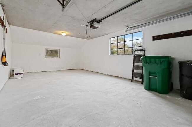 Building Photo - 58 Cutler Dr