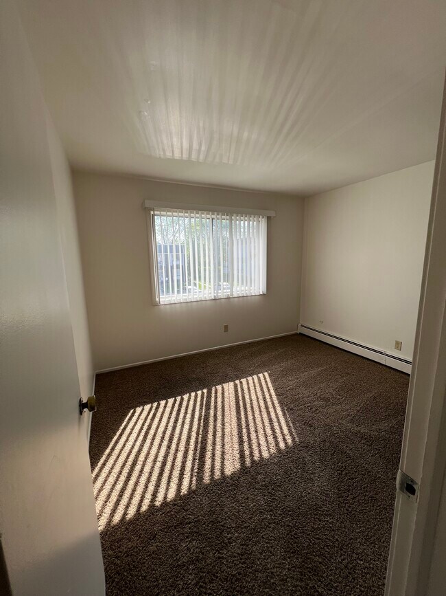 Building Photo - 8145 Mt Ct