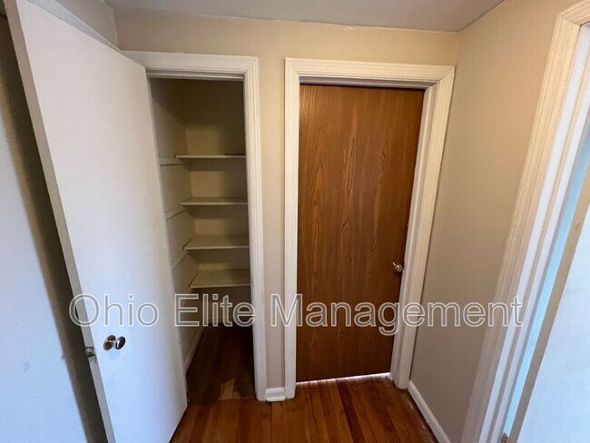 Building Photo - 1310 E 25th Ave