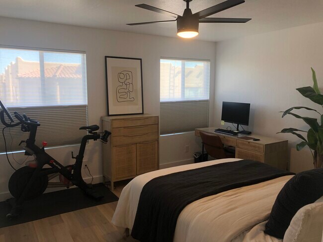 Bedroom 2 (2) - 16517 E Gunsight Dr