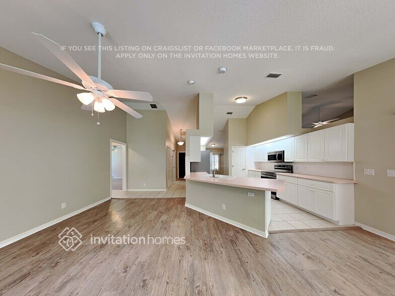 Building Photo - 184 Maracal Way