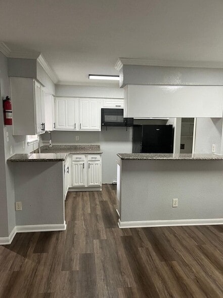 Primary Photo - 9255 W Sam Houston Pkwy S