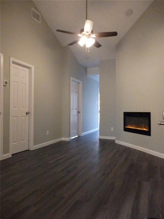 Primary Photo - 715 W 22 1/2 St