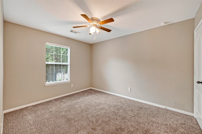 Building Photo - 5403 Canyon Hollow Dr