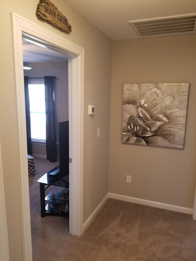 Building Photo - 2 Story 4 Bedroom Home Near Fort Gordon