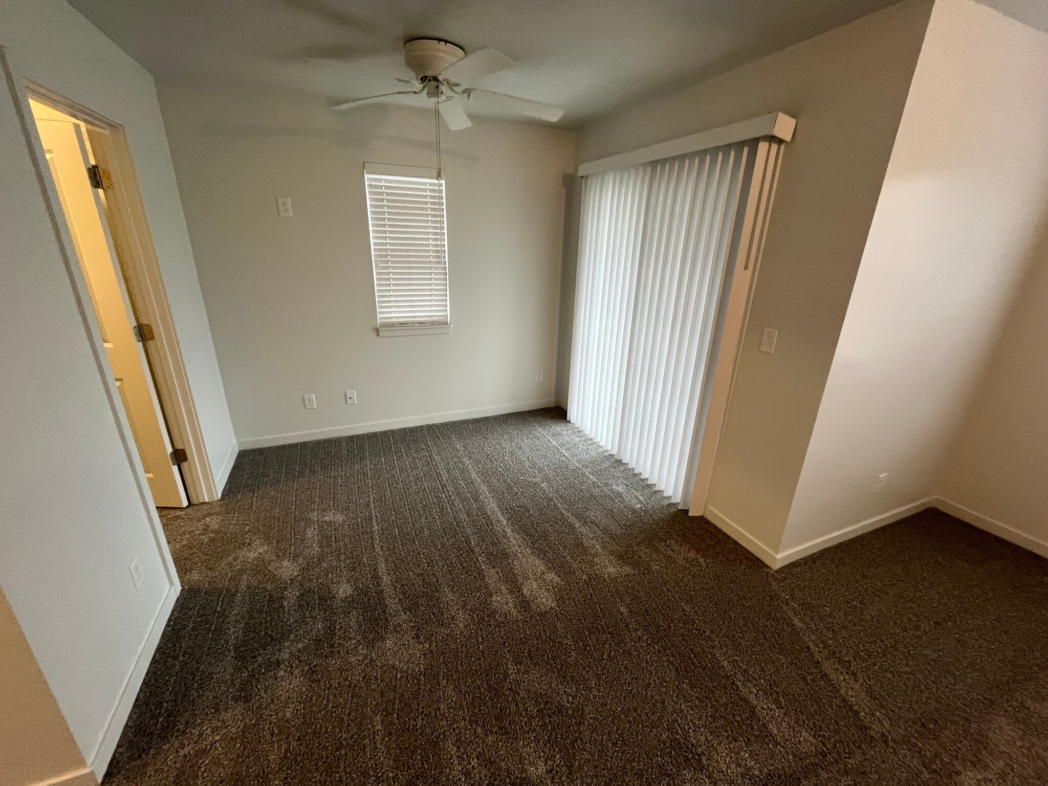 Building Photo - 3637 Andover Ln