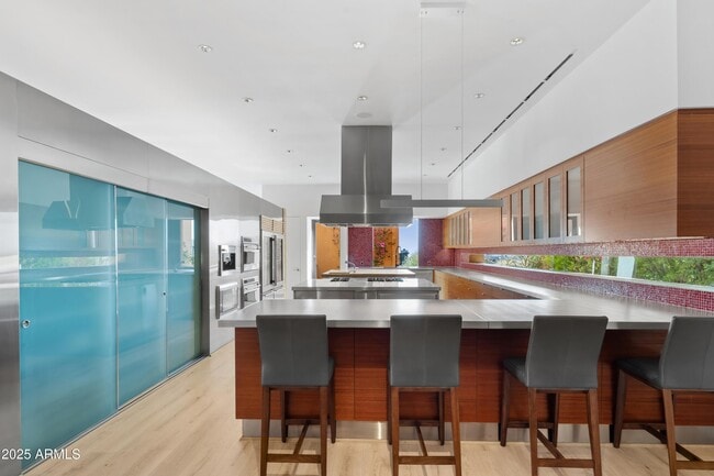 Building Photo - 9191 E Happy Hollow Dr