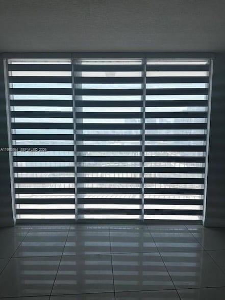 Building Photo - 1750 N Bayshore Dr