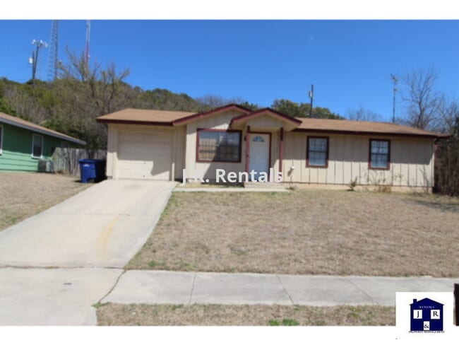 Primary Photo - 602 Traci Dr