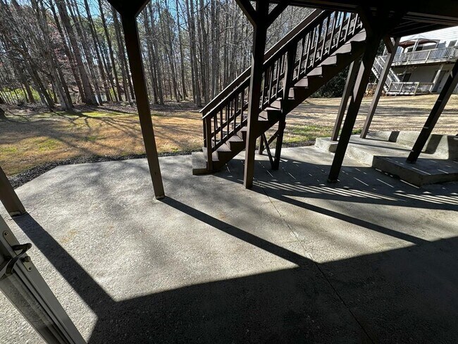 Building Photo - 2620 Springmonte Pl