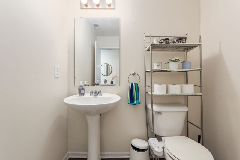 Building Photo - 9263 Polaris Green Dr