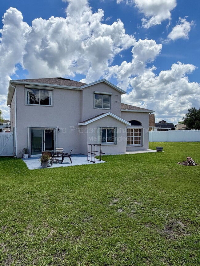 Building Photo - 1501 Chevington Ct