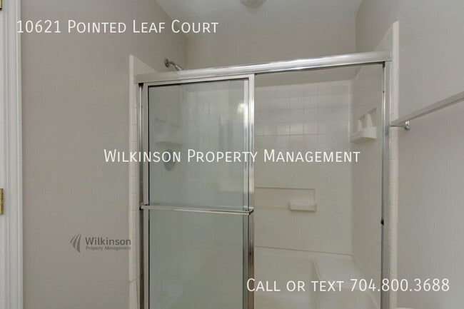 Building Photo - 10621 Pointed Leaf Ct