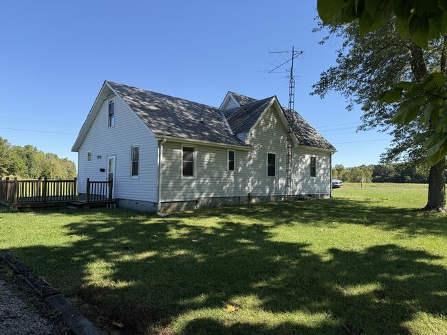 Building Photo - 3755 N County Rd 600 W