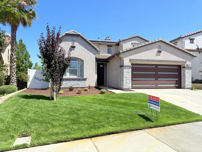 Primary Photo - 4 Bed 3 Bath Home for rent in Murrieta