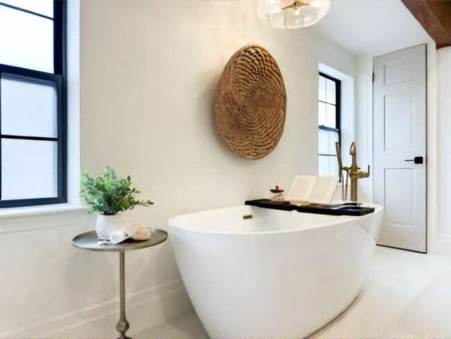 Building Photo - 3425 Fuller Dr