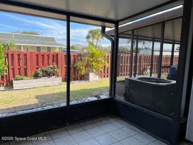 Building Photo - 1514 Manor Dr NE