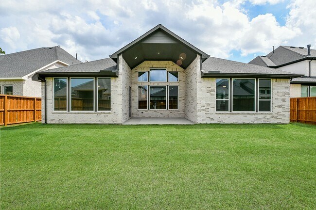Building Photo - 4859 Antler Run Dr