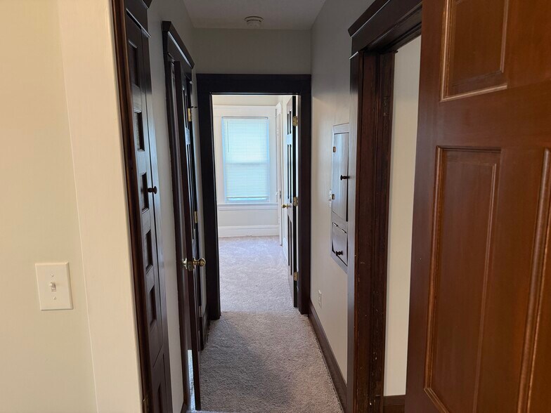 Building Photo - 11916 Browning Ave