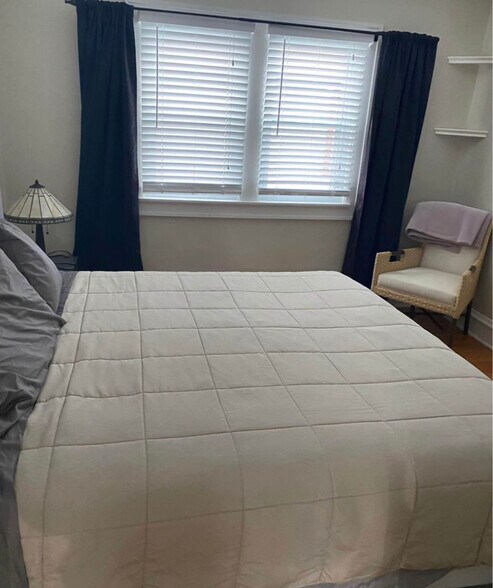 Upper - 1612 Union Ave