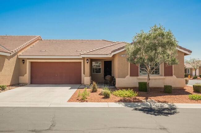 Building Photo - Beautiful 3 Bedroom Home In the Southwest