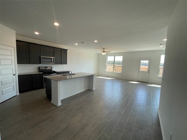 Building Photo - 9695 Caney Trails Rd