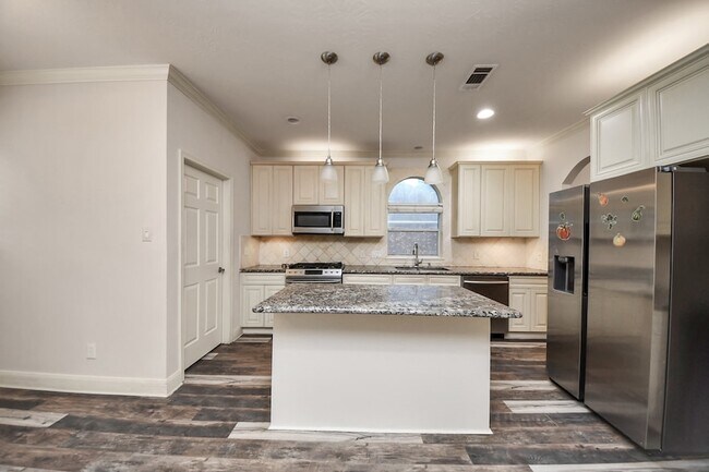 Building Photo - 6314 Holly Canyon Ct