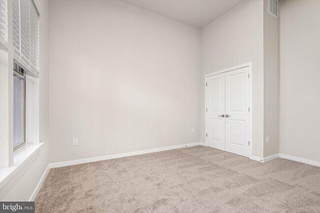 Building Photo - 6232 Folly Ln