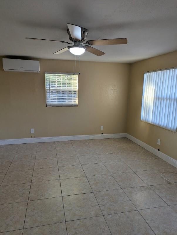 Building Photo - 664 W Melrose Cir