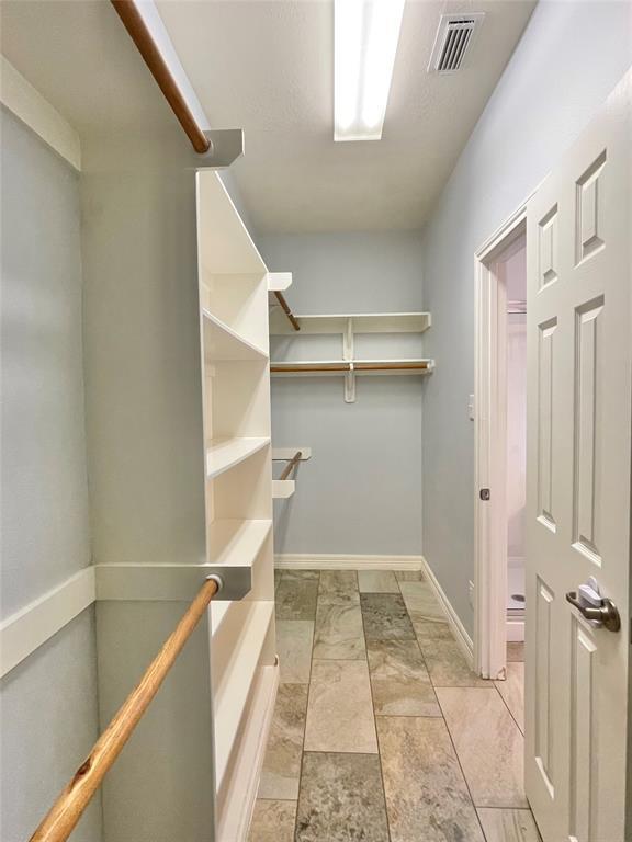 Building Photo - 13834 Clear Trail Ln